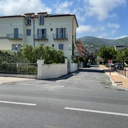Daire Free Parking - 5 Stelle Elegante A 100 Mt Dal Mare *