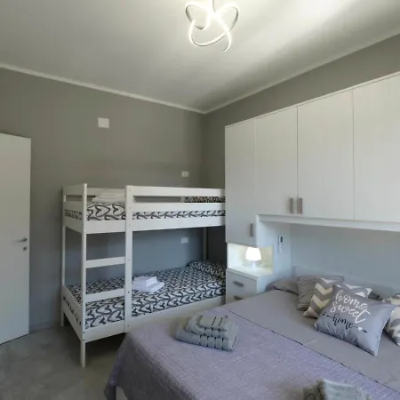 Free Parking - 5 Stelle Elegante A 100 Mt Dal Mare * Pietra Ligure