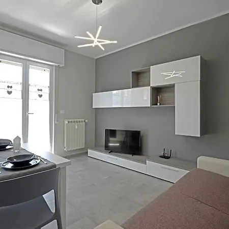 Appartamento Free Parking - 5 Stelle Elegante A 100 Mt Dal Mare *