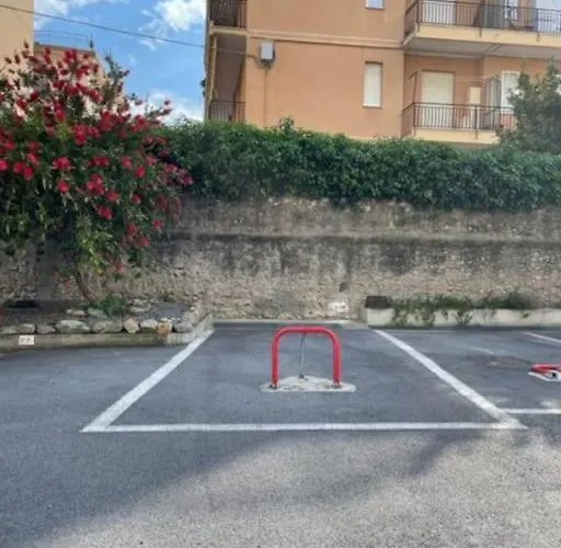 Free Parking - 5 Stelle Elegante A 100 Mt Dal Mare Appartement